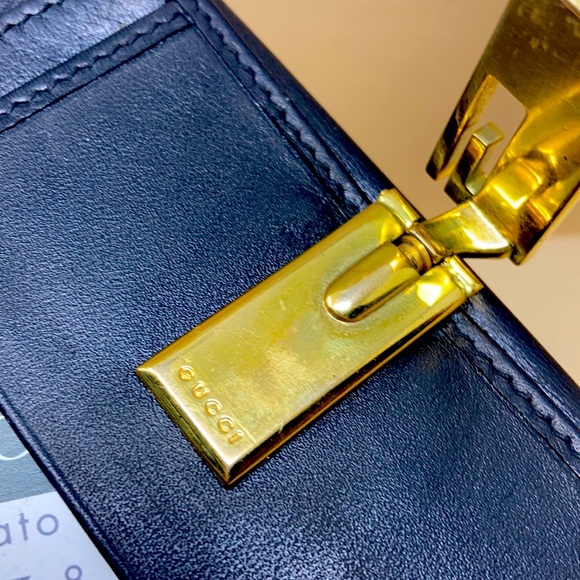 Vintage G Continental Continental Wallet - Picture 8 of 12